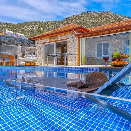 Uzumlu Village 1 Bedroom 6683 *