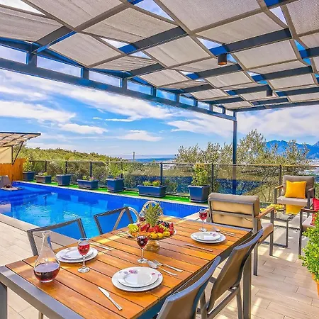 Uzumlu Village 1 Bedroom Вилла