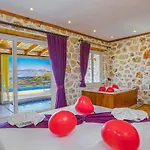 Villa Uzumlu Village 1 Bedroom *