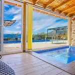 Uzumlu Village 1 Bedroom *